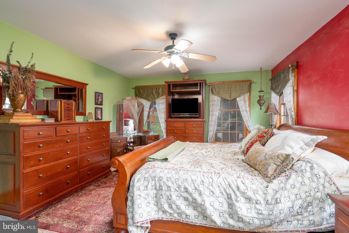 15 Phillip Drive photo 24