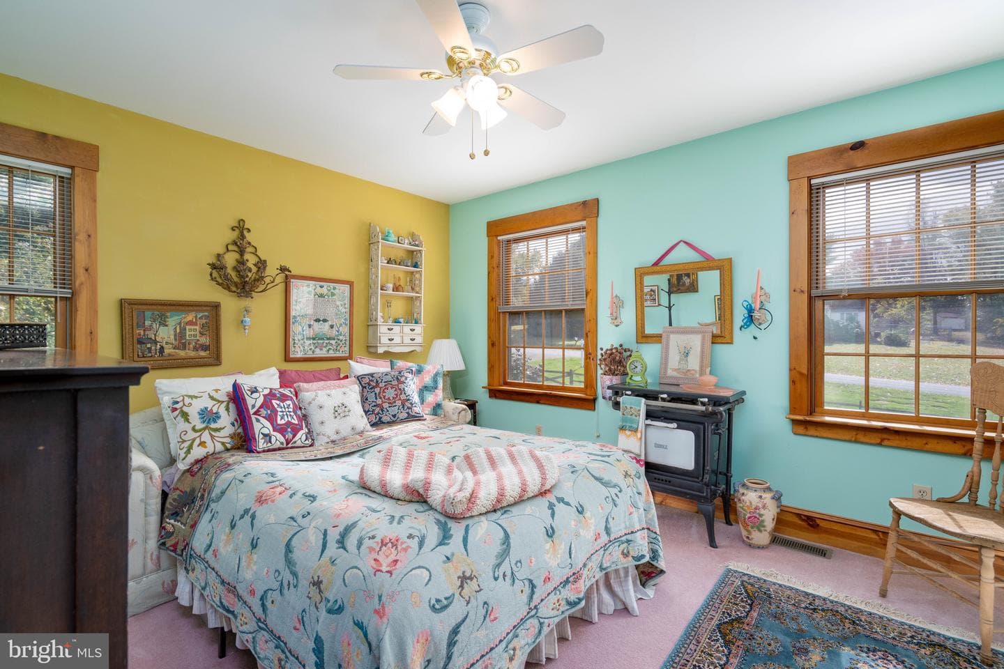 15 Phillip Drive photo 32