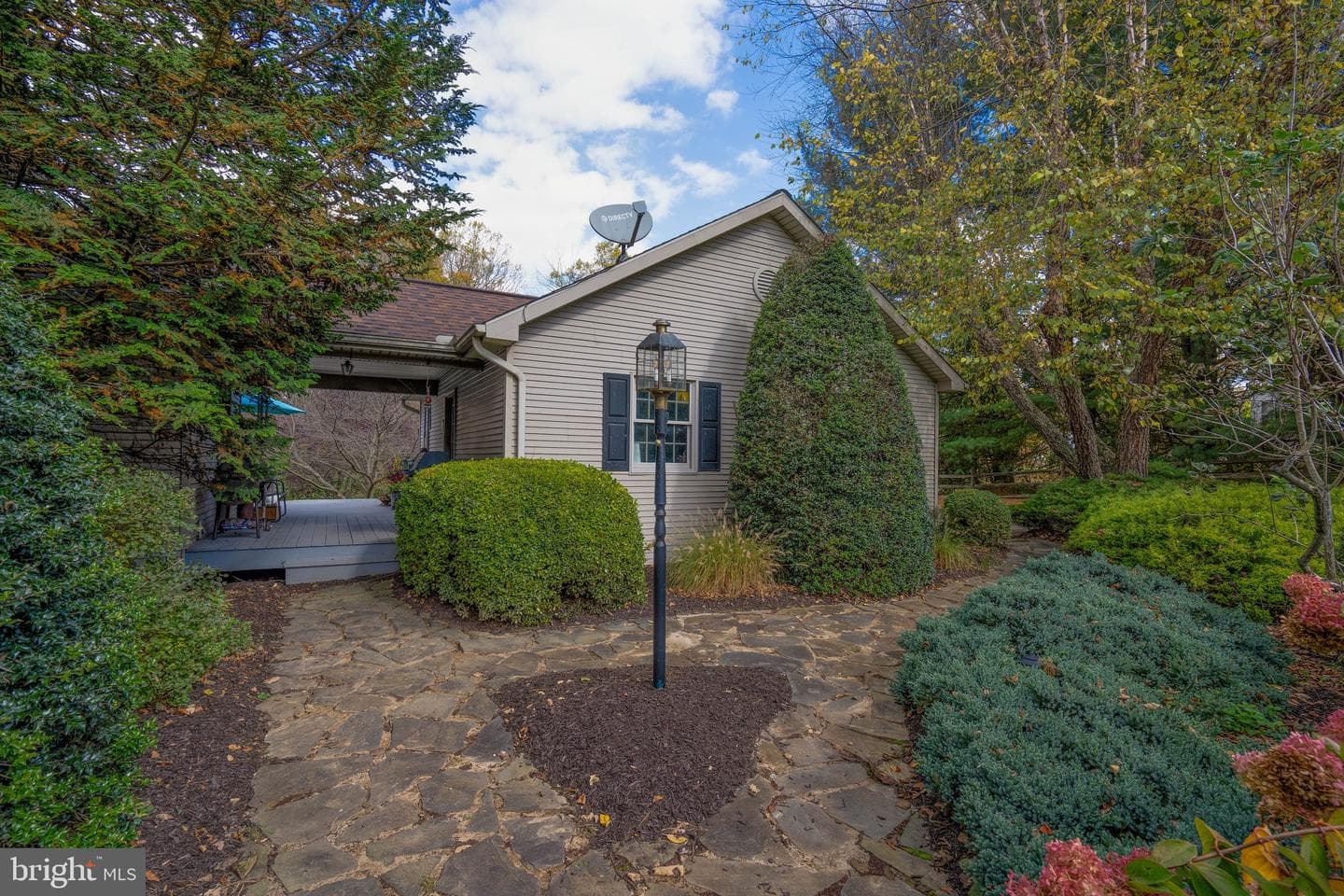 15 Phillip Drive photo 38