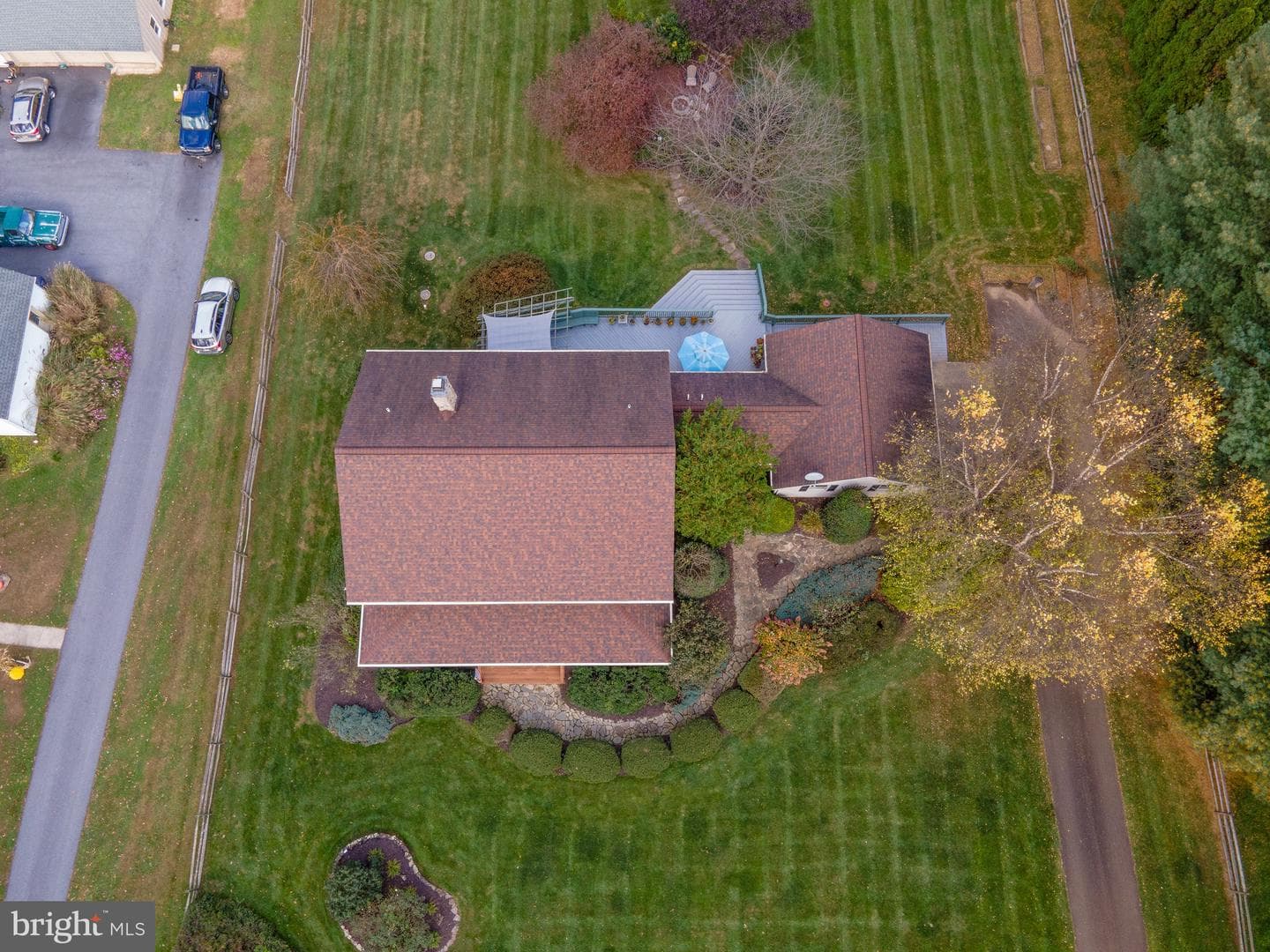 15 Phillip Drive photo 50