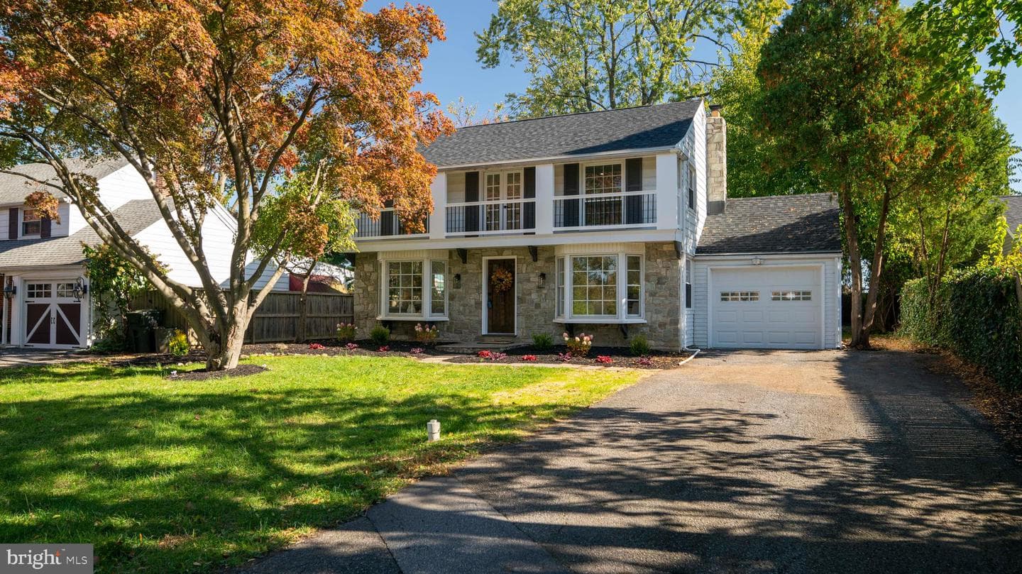 1525 Crescent Avenue photo 1