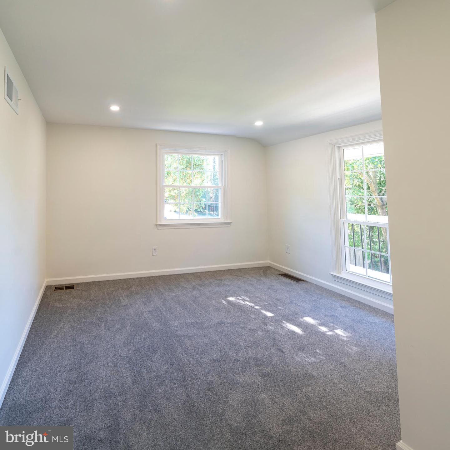 1525 Crescent Avenue photo 37