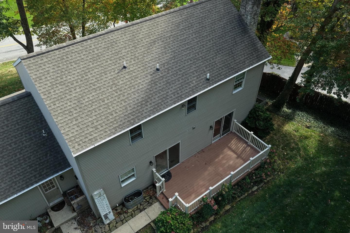 909 Hidden Hollow Drive photo 2