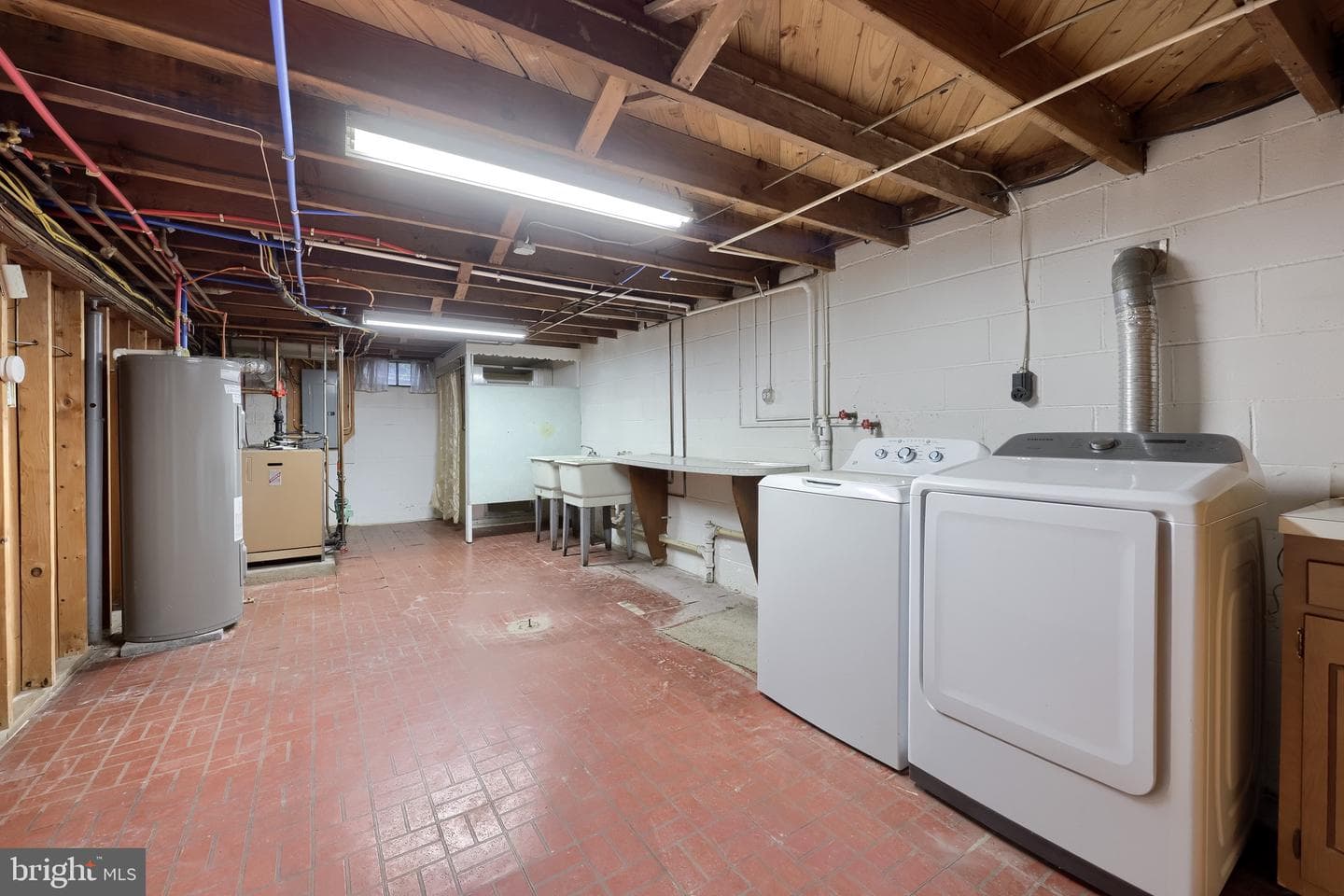 1143 E Main Street photo 36