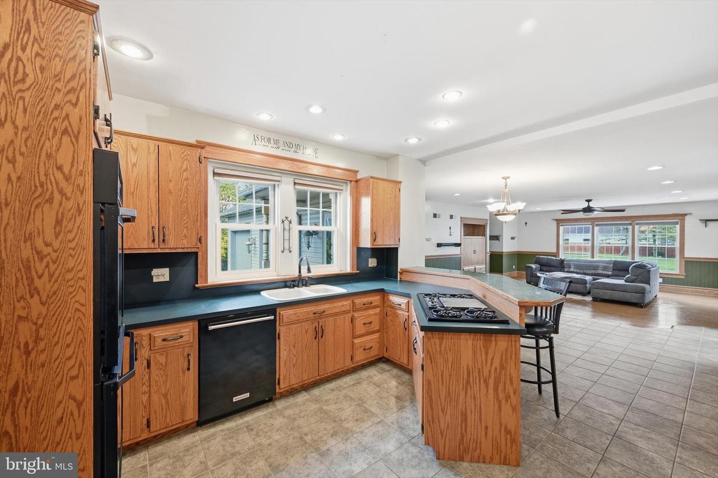 55 S Grant Street photo 16