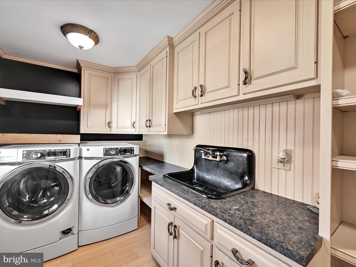 55 S Grant Street photo 22