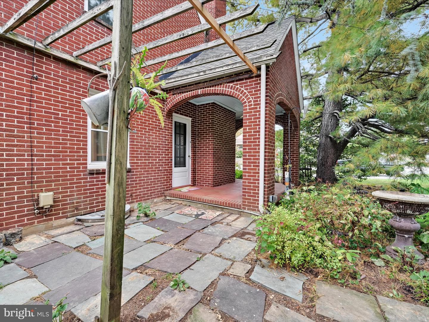 816 E Main Street photo 7