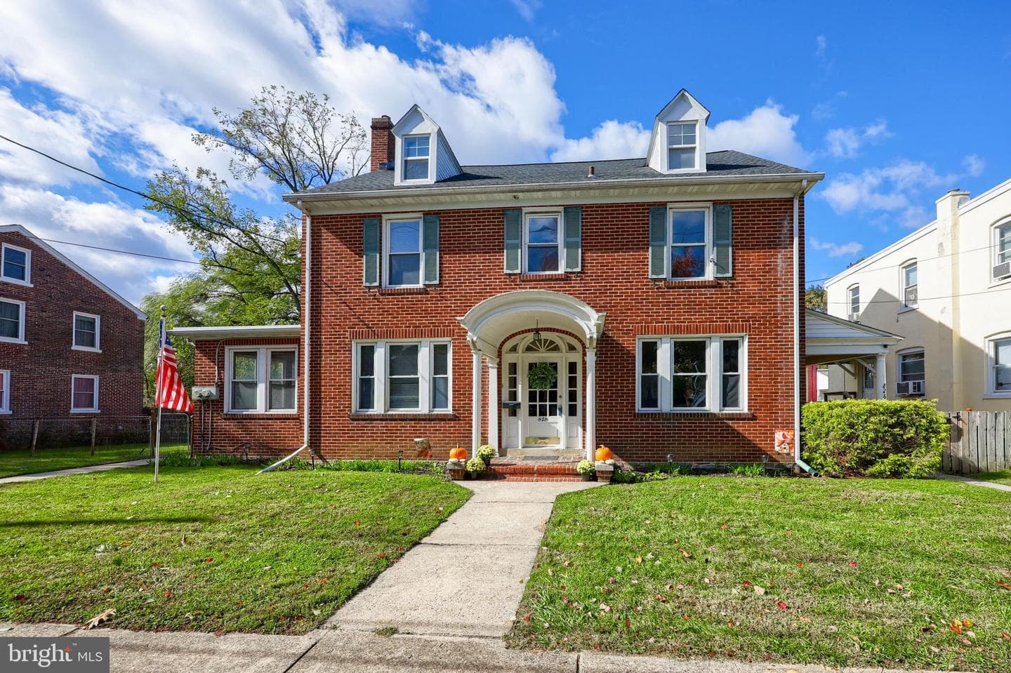 828-826 Highland Avenue