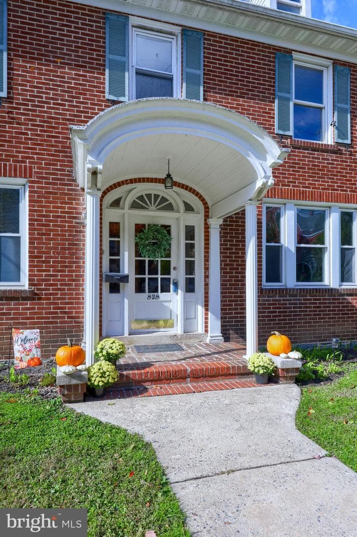828-826 Highland Avenue photo 7