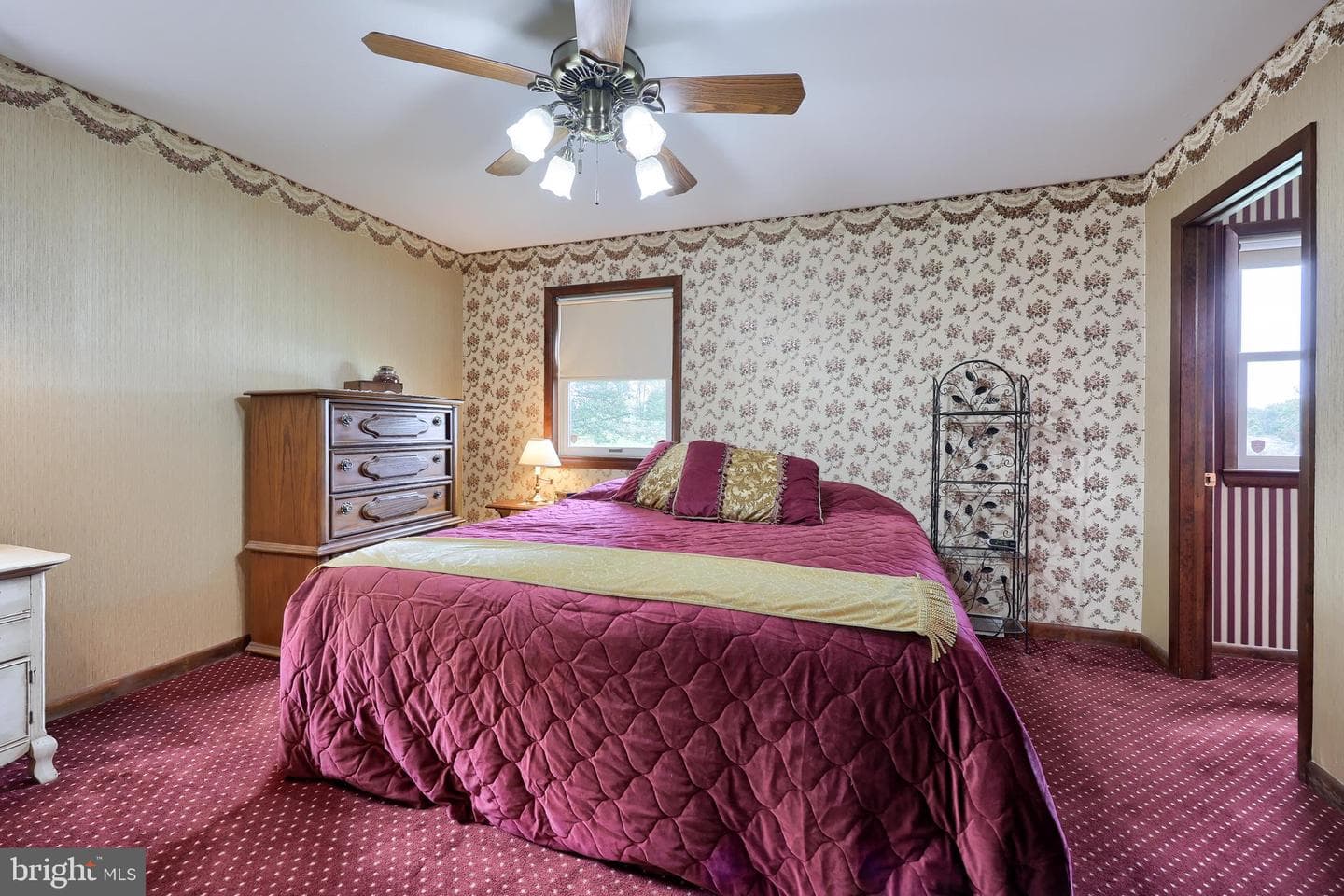 2435 Honeysuckle Lane photo 20
