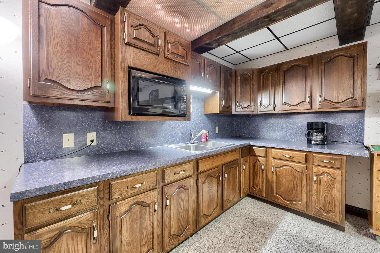 2435 Honeysuckle Lane photo 35