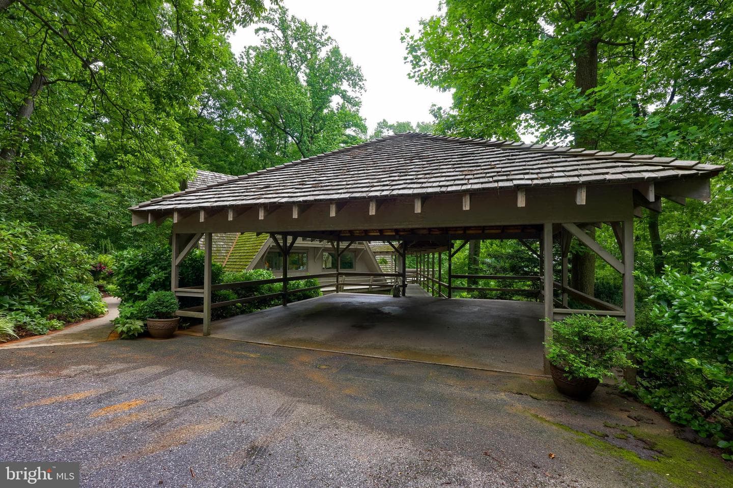 2487 Chestnut Ridge Drive photo 18