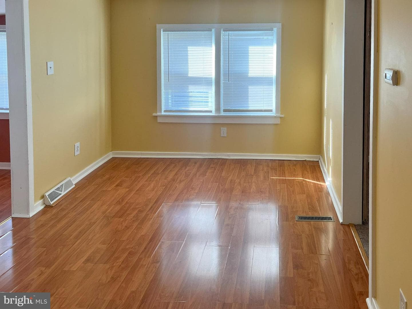 237 Oak Road photo 4