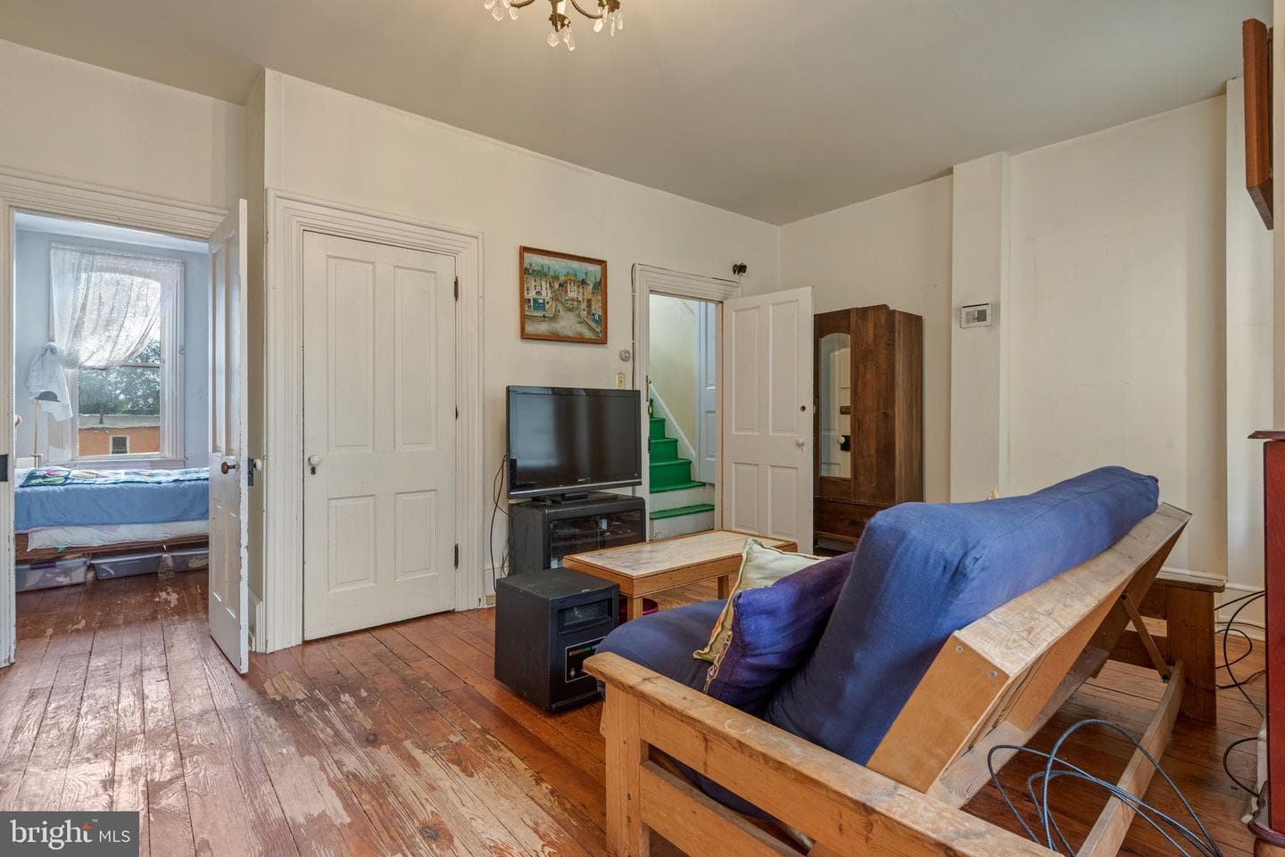 422 W James Street photo 27