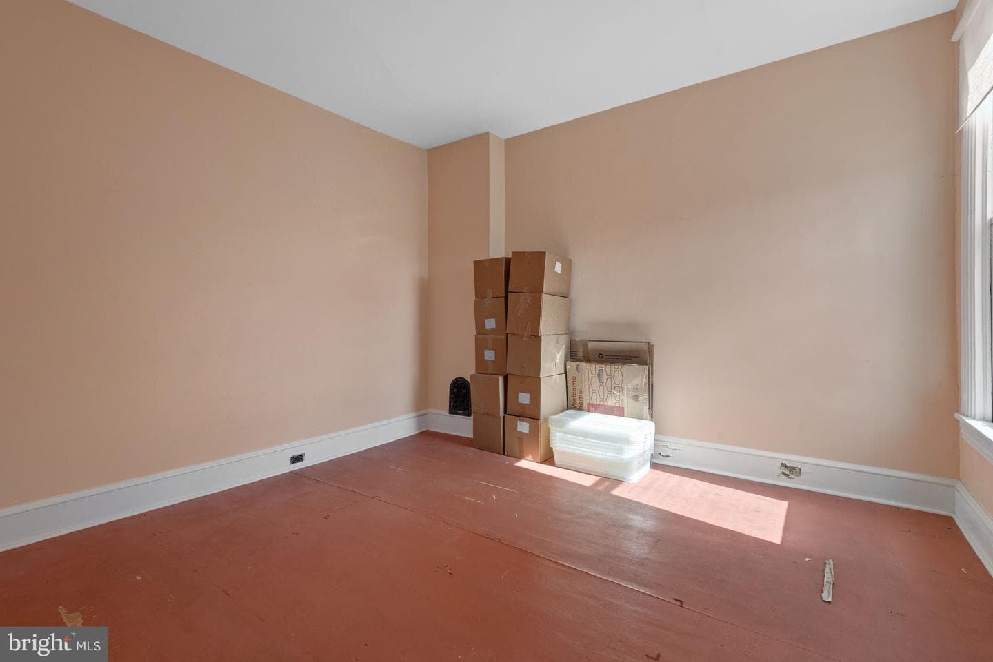 422 W James Street photo 43