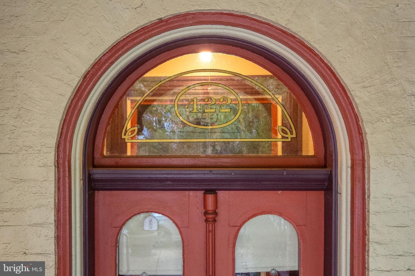 422 W James Street photo 5