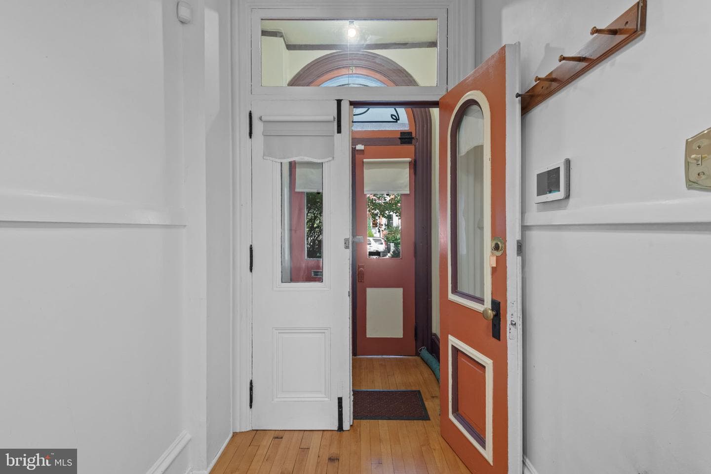 422 W James Street photo 7