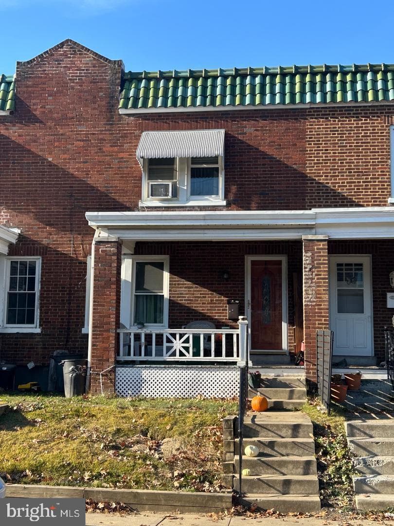 533 Hamilton Street photo 2