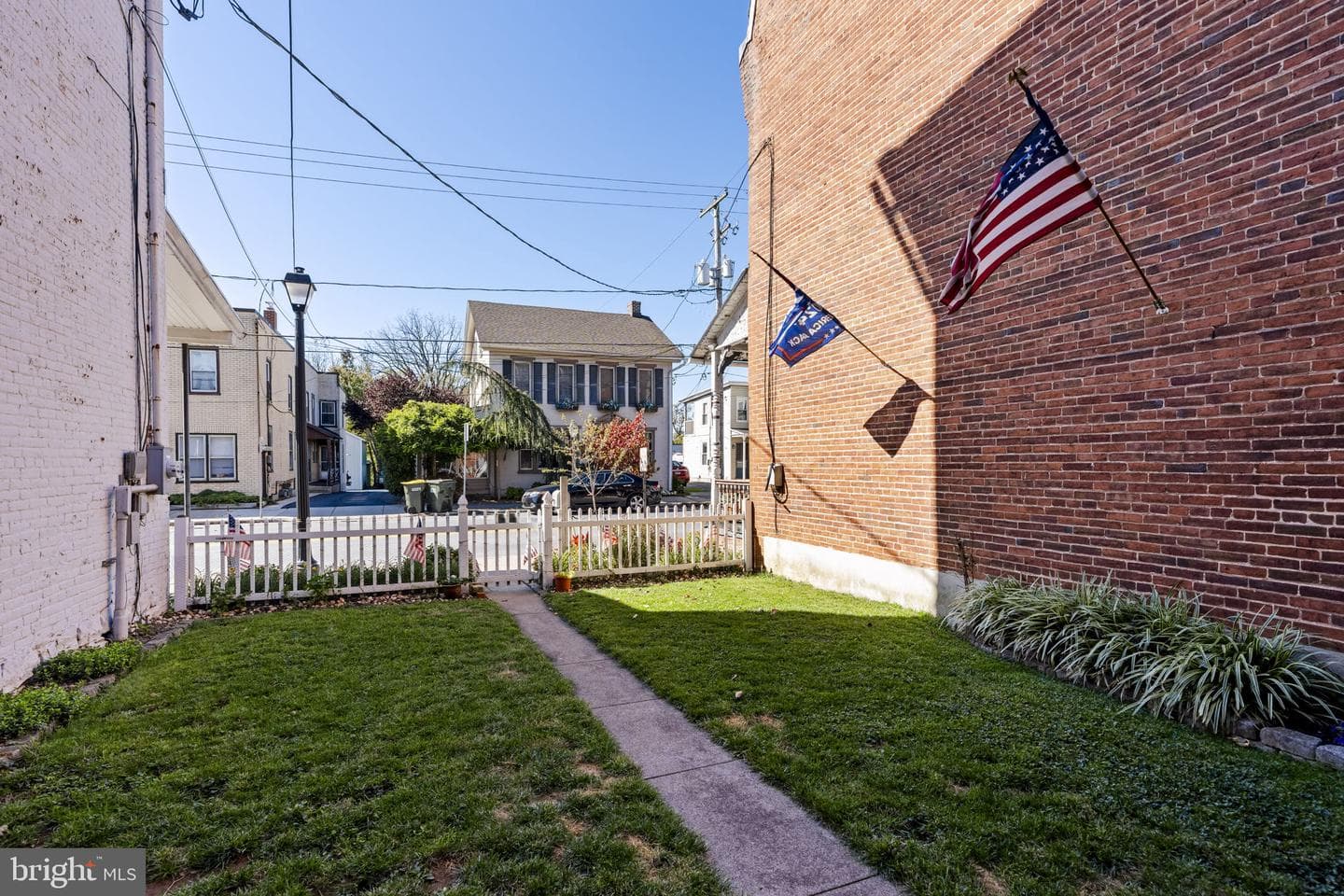 211 Main Street photo 21