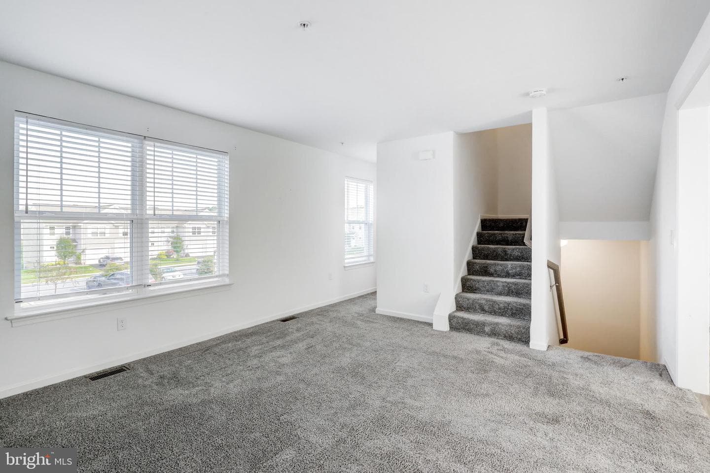 6 Southside Drive photo 6