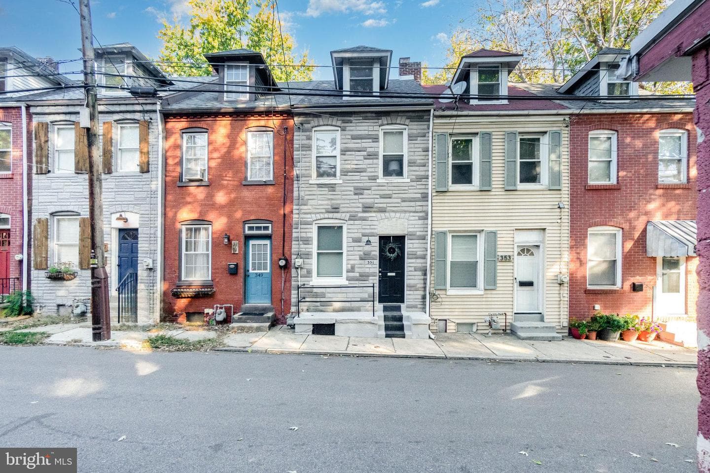 351 E Marion Street photo 2
