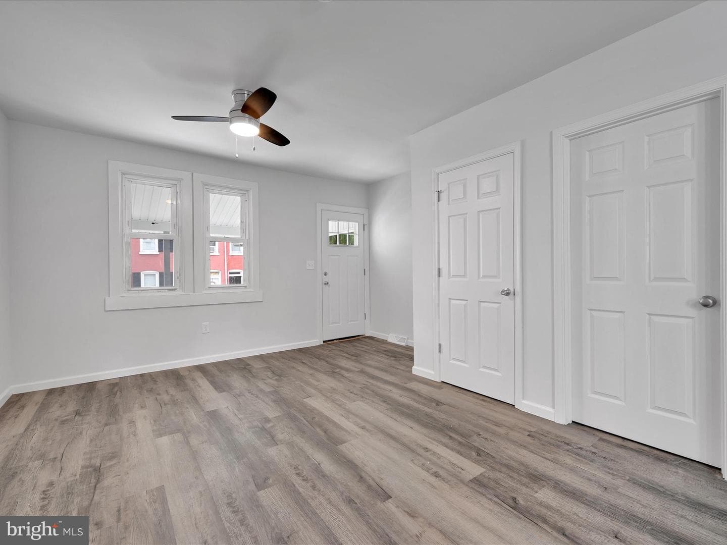 550 Dauphin Street photo 4