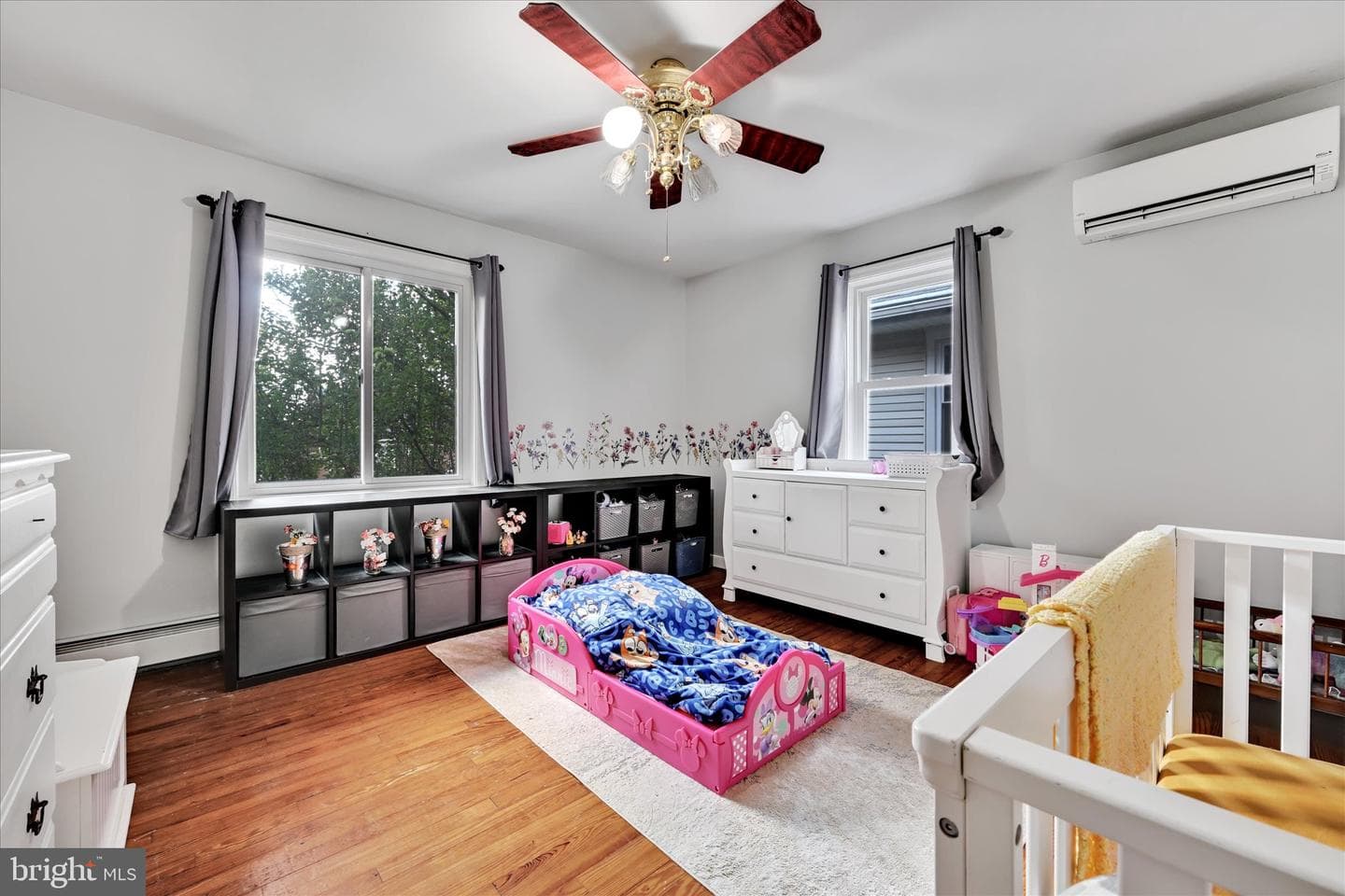 18 E Pine Street photo 18