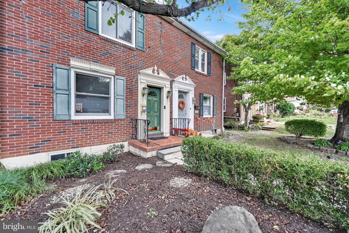 18 E Pine Street photo 2