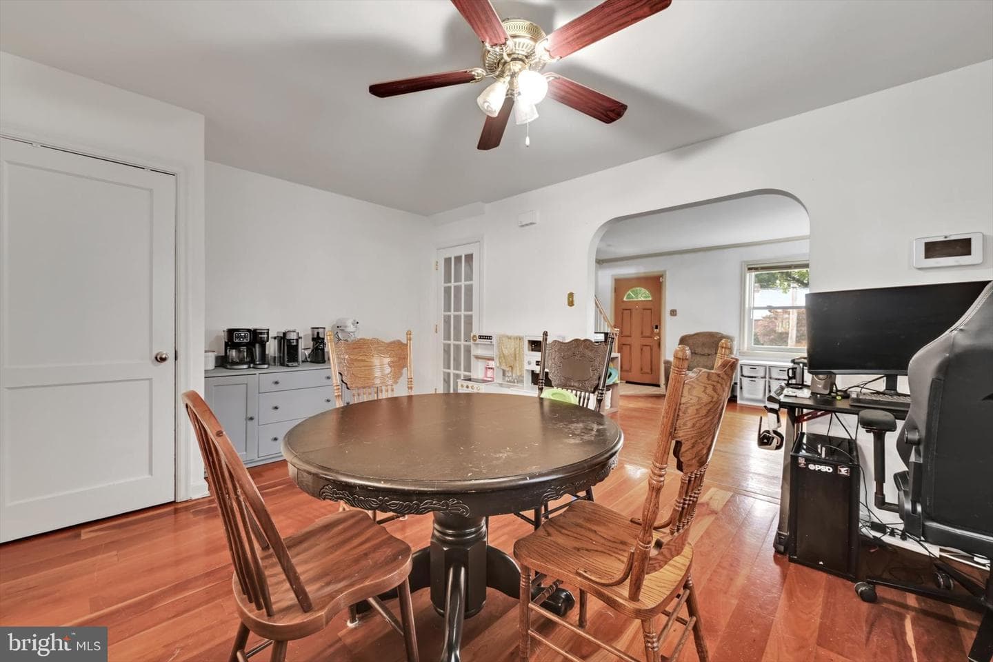 18 E Pine Street photo 9