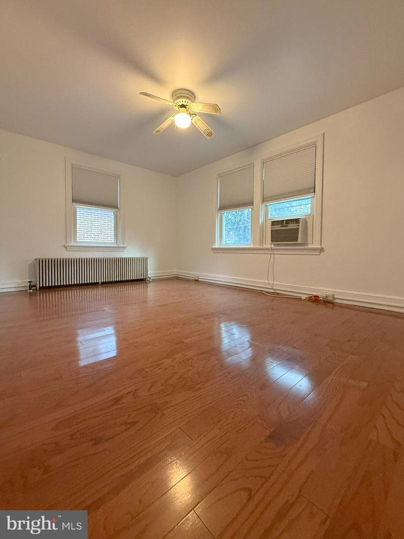 742 Lehigh Avenue photo 11