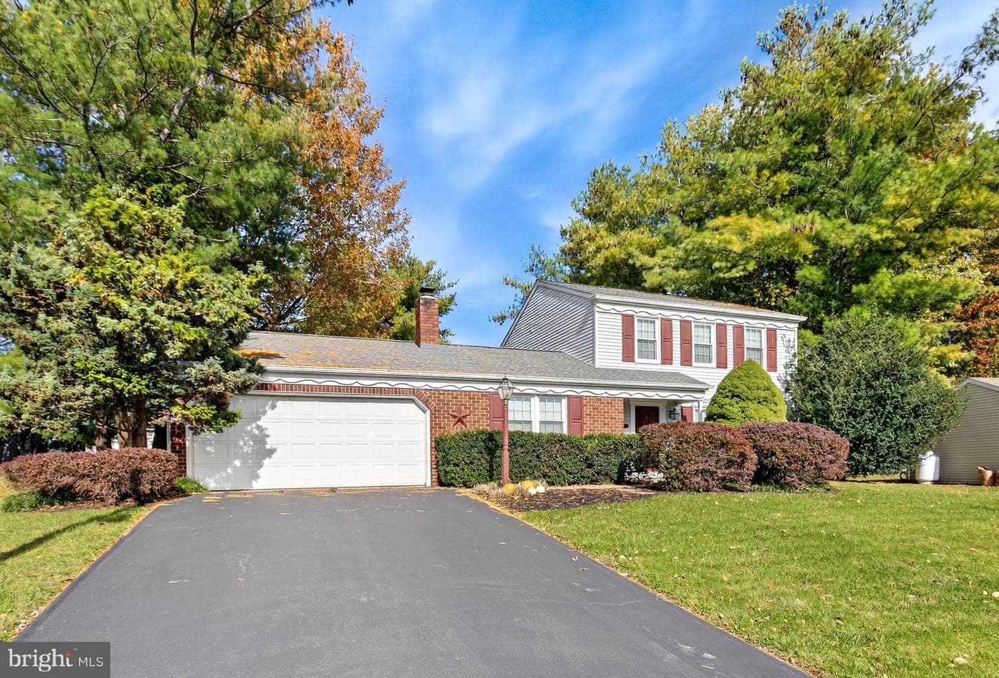 6 Leesburge Drive