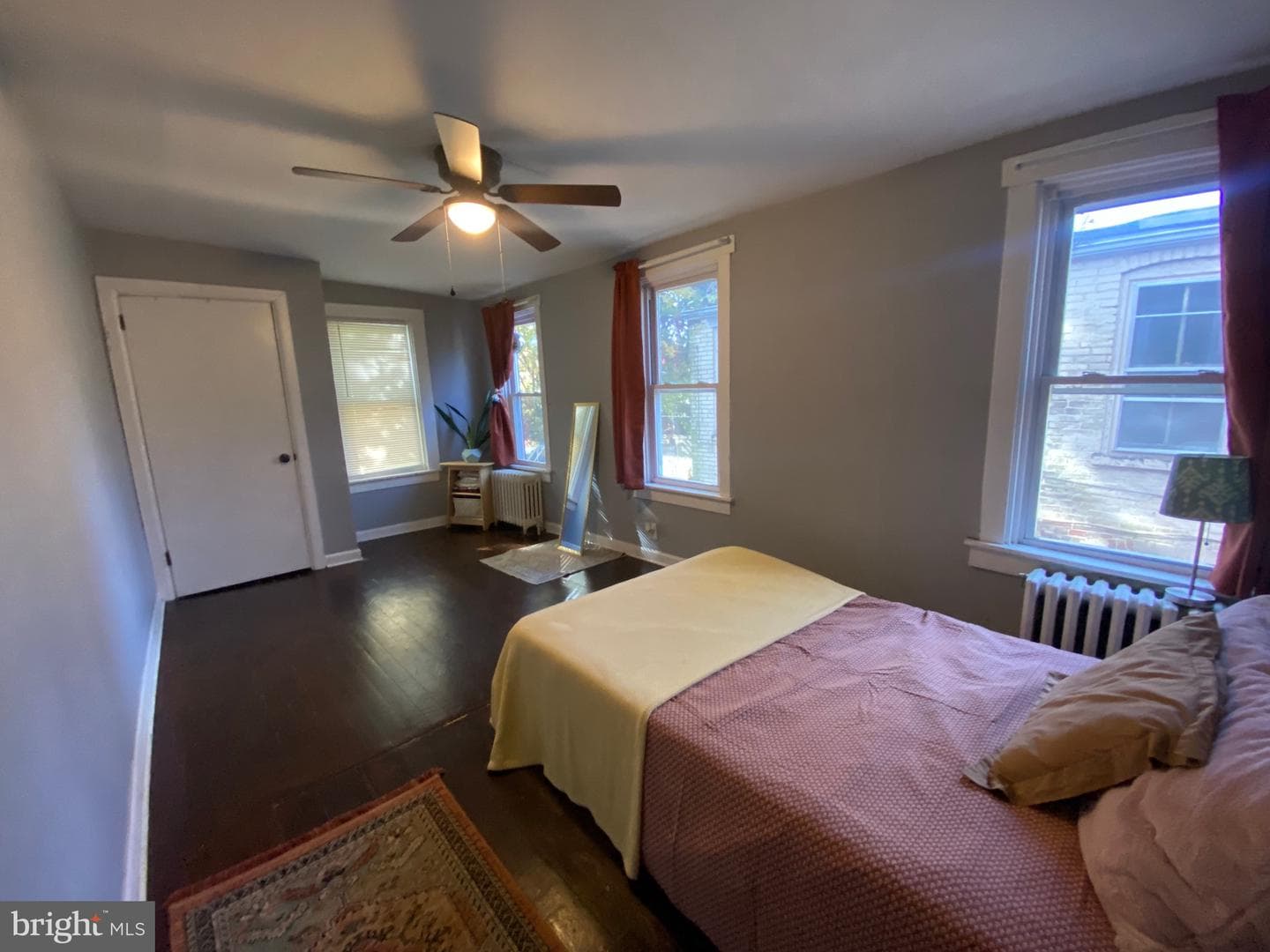 518 Spruce Street photo 9