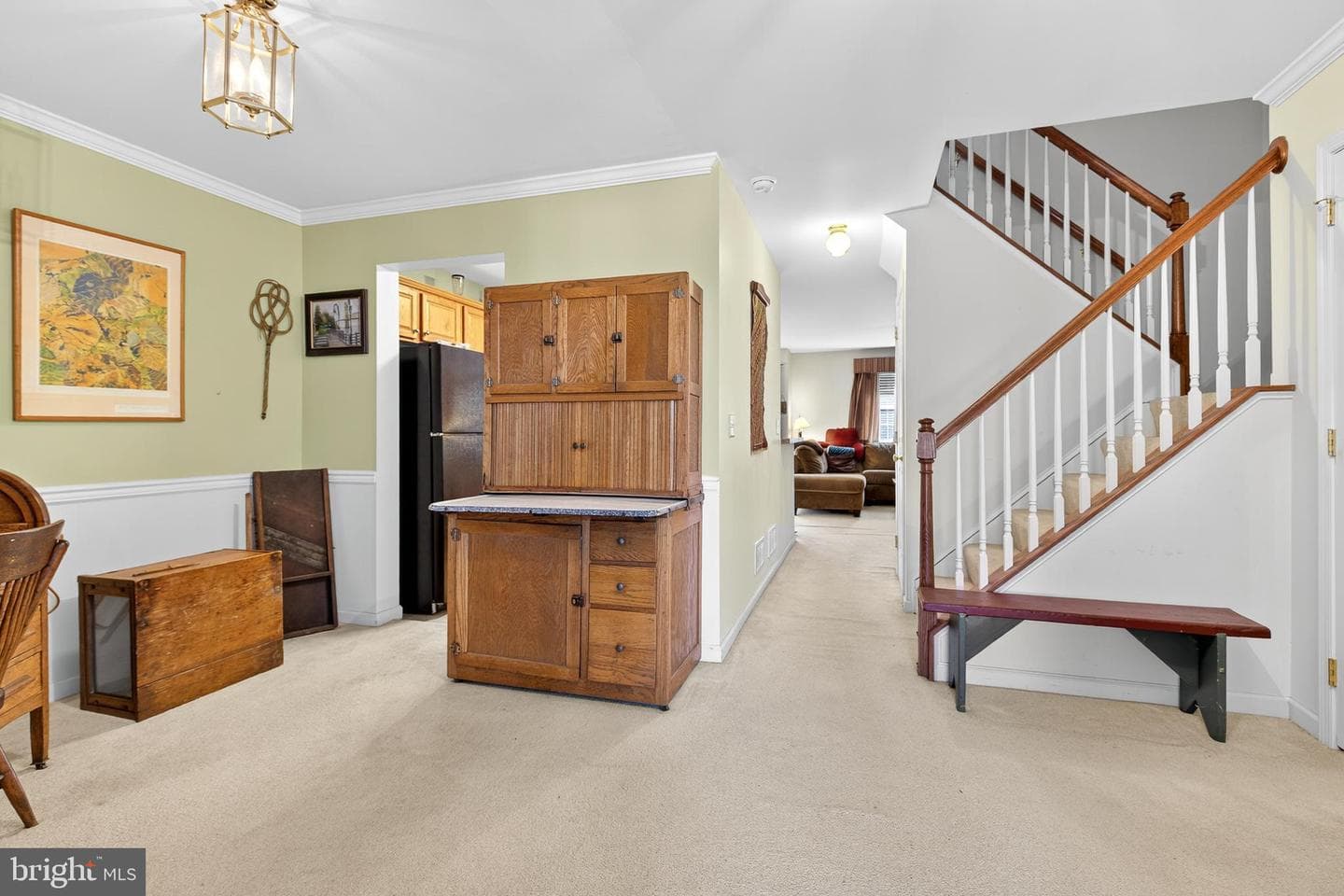 762 Keller Drive photo 5