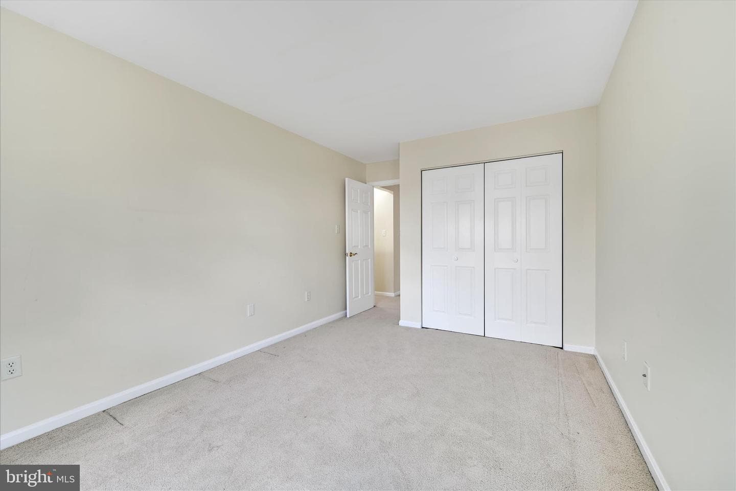 131 Greenview Drive photo 32