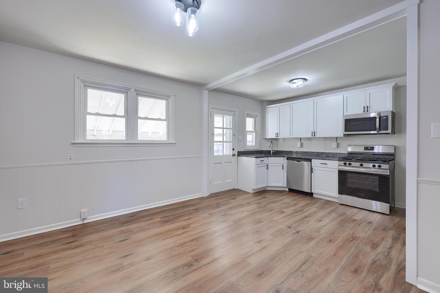 1244 Union Street photo 8