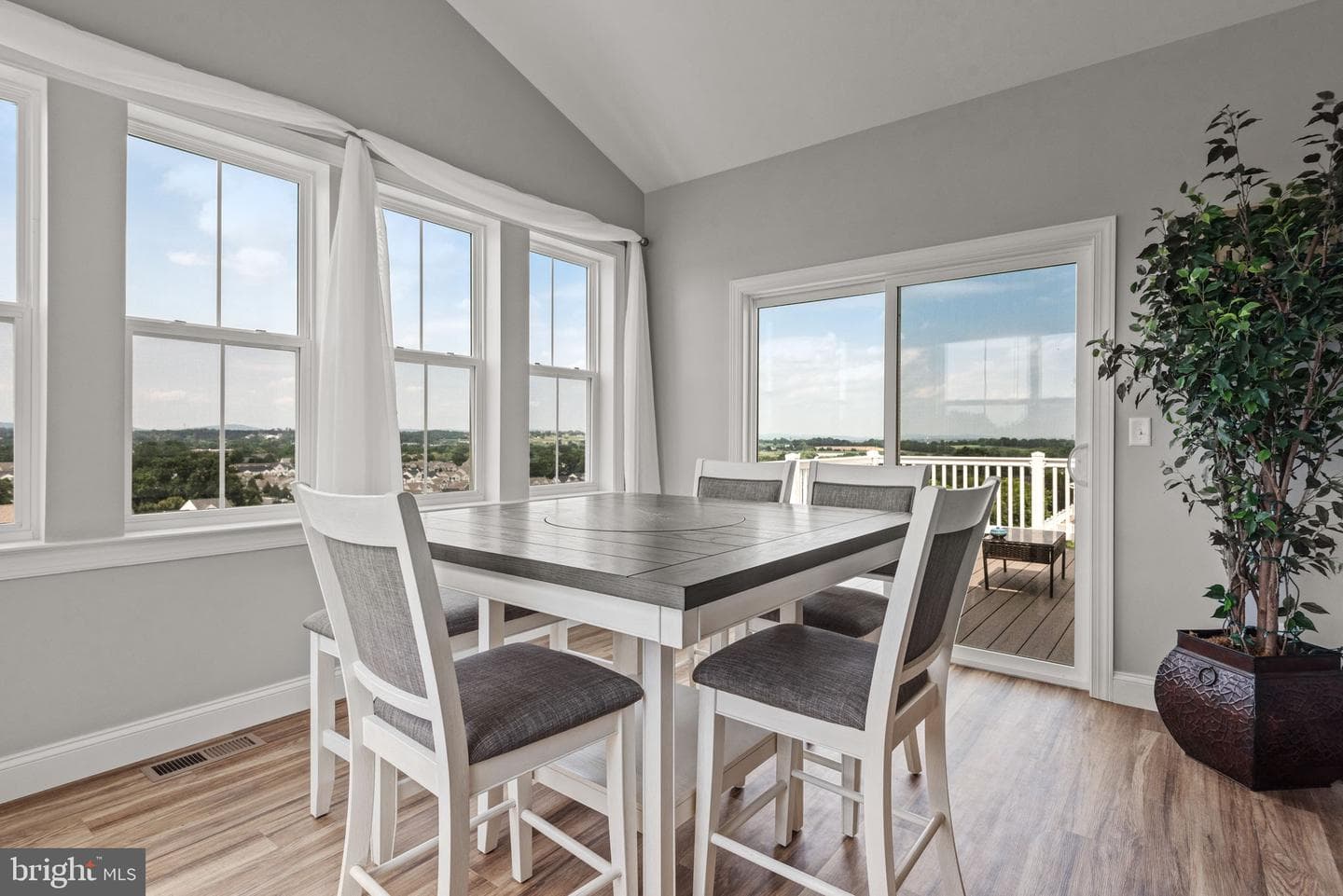 309 Pierson Road photo 6