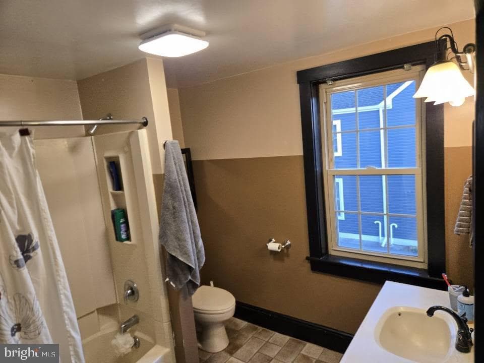 57 N Charlotte Street photo 16