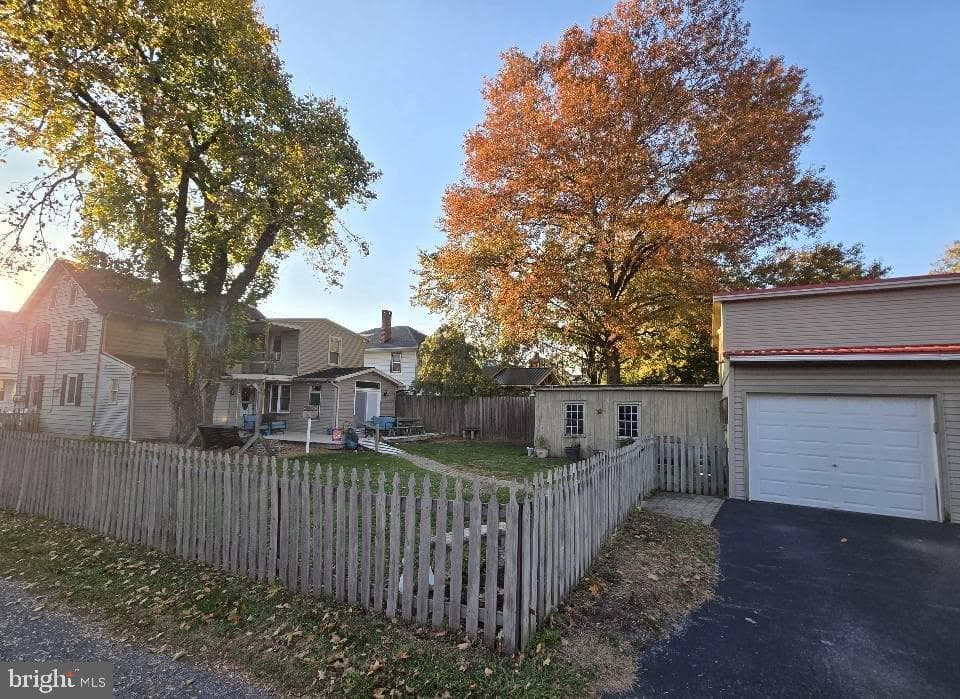57 N Charlotte Street photo 5