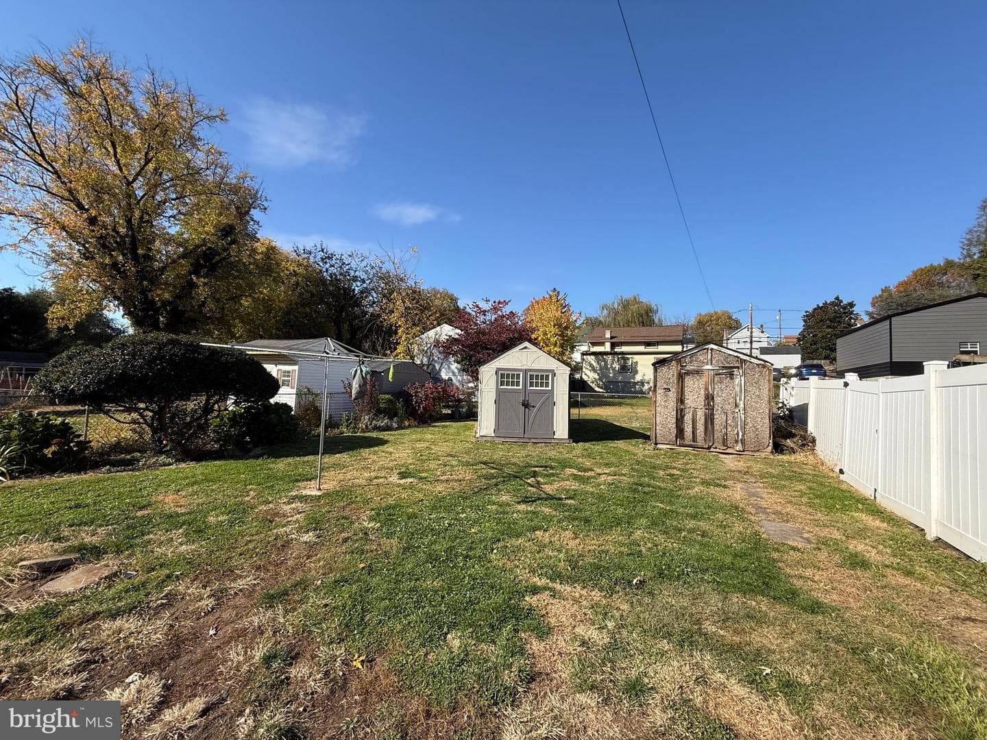 574 E Front Street photo 24