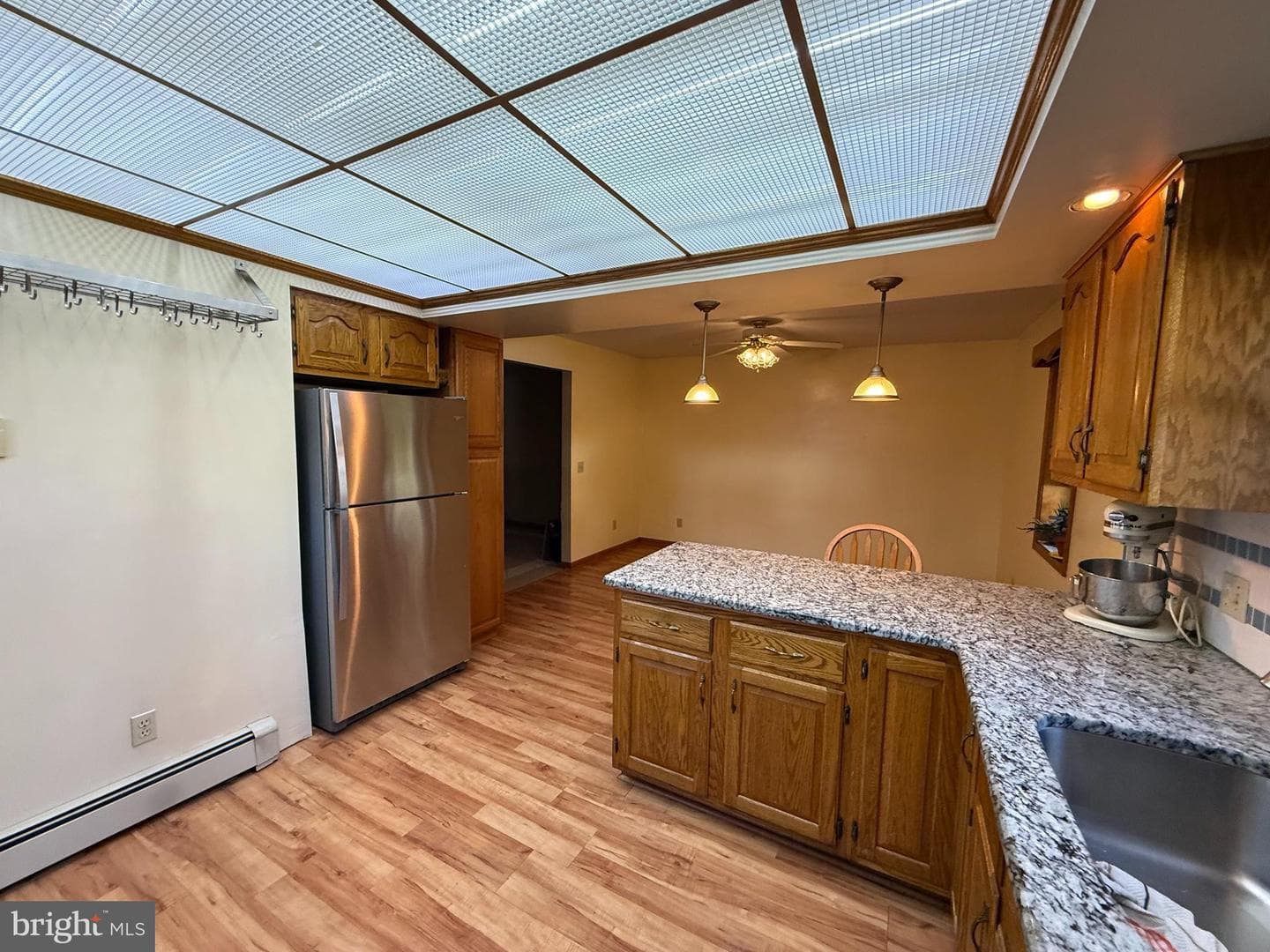 574 E Front Street photo 5