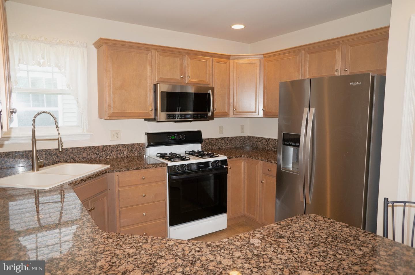 1221 Brighton Avenue photo 10