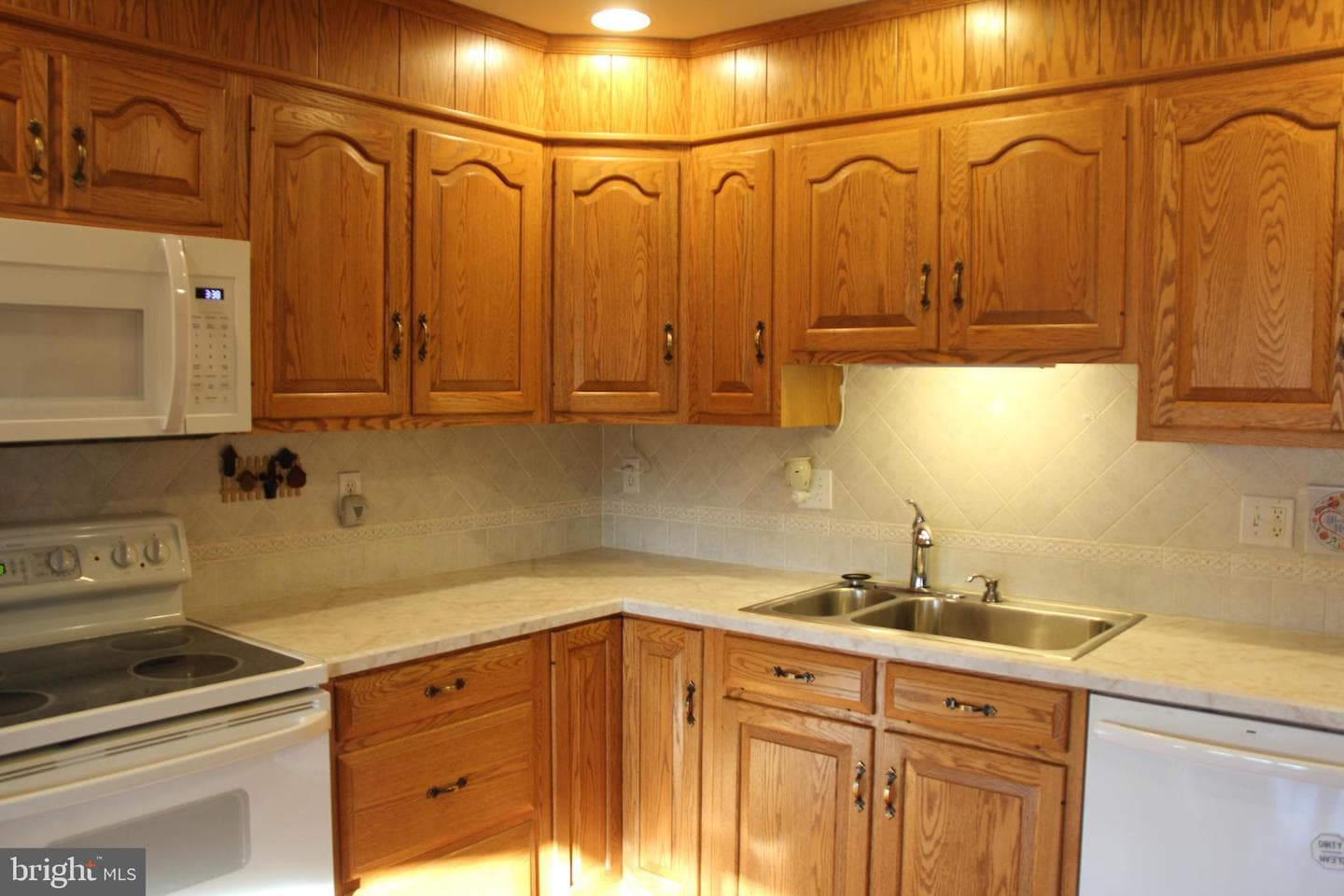 668 Snyder Hill Road photo 15