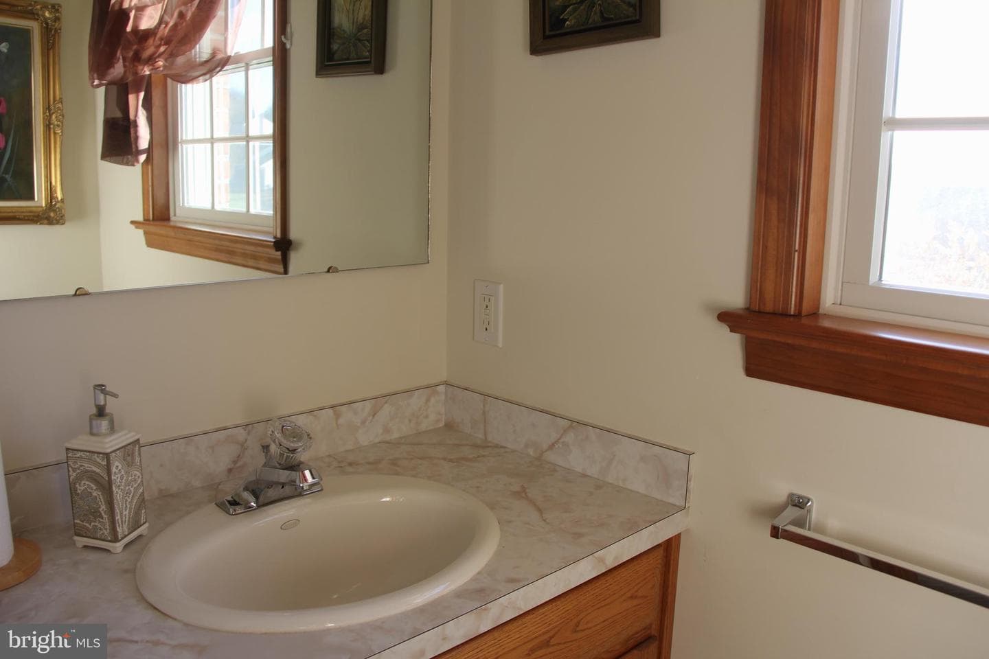 668 Snyder Hill Road photo 29