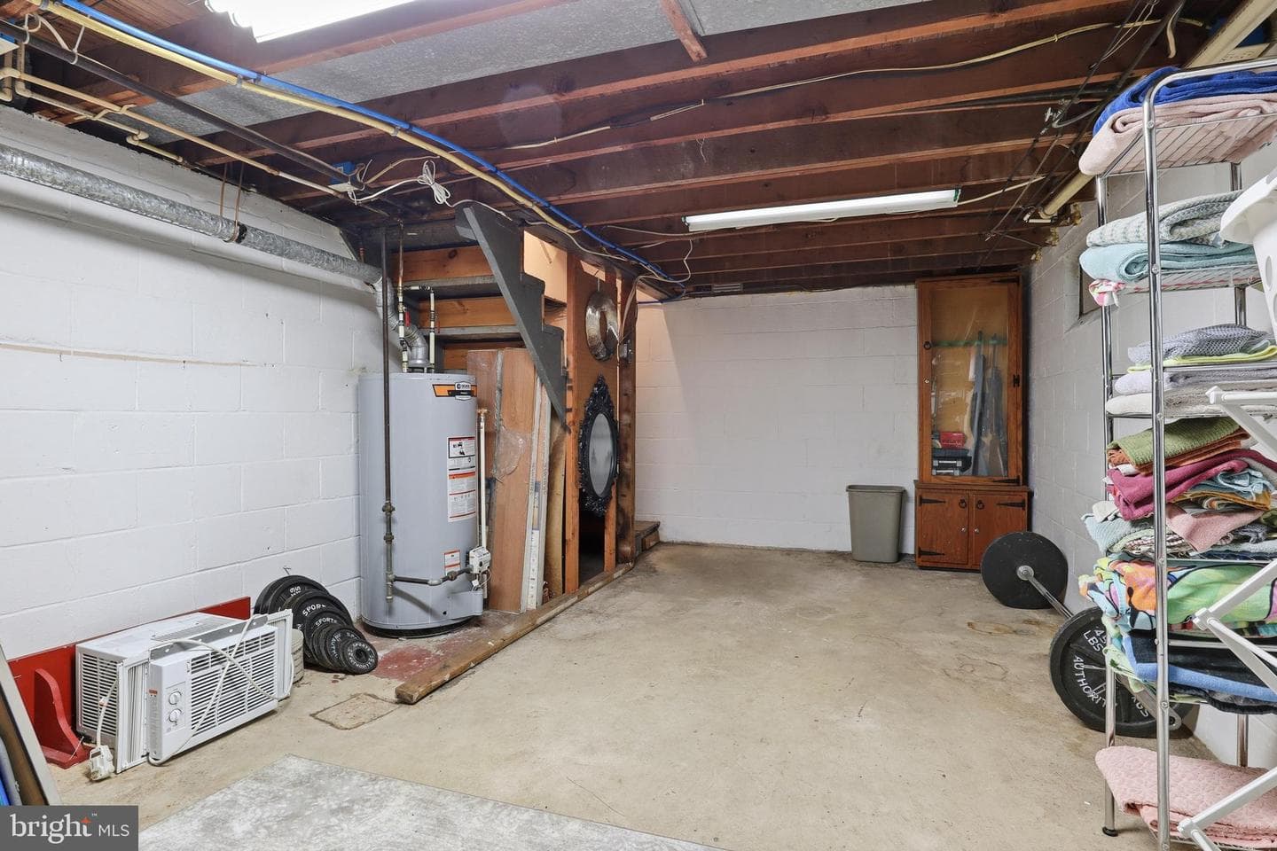 1521 Queen Lane photo 23