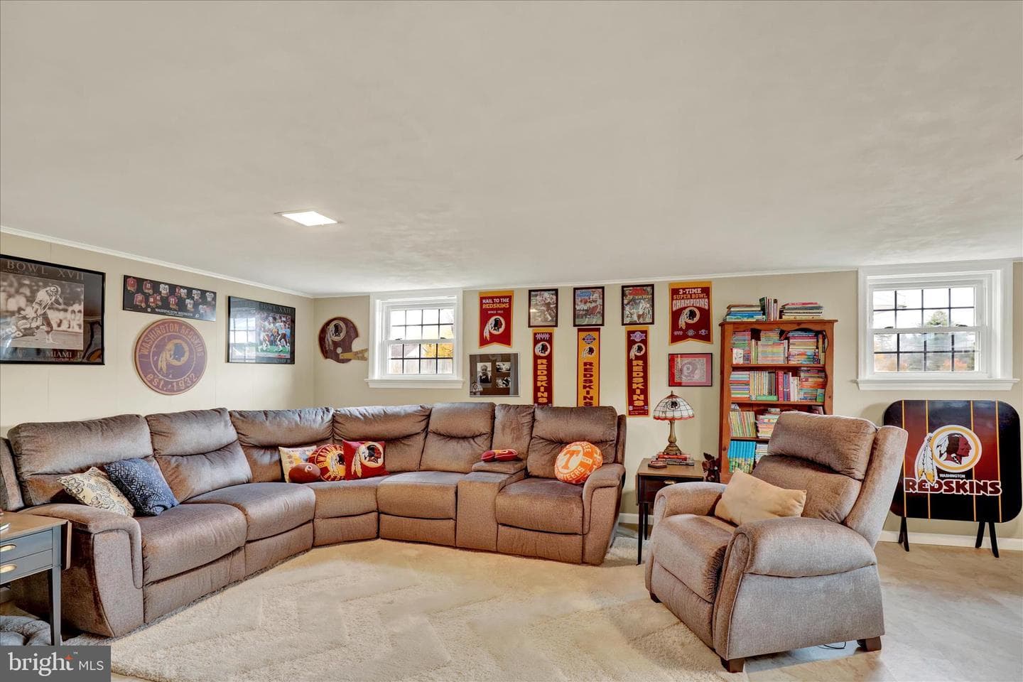 385 Valley View Drive photo 30