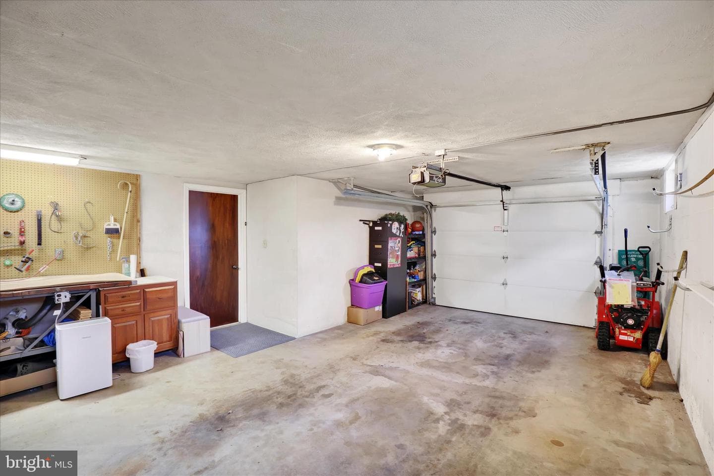 385 Valley View Drive photo 31