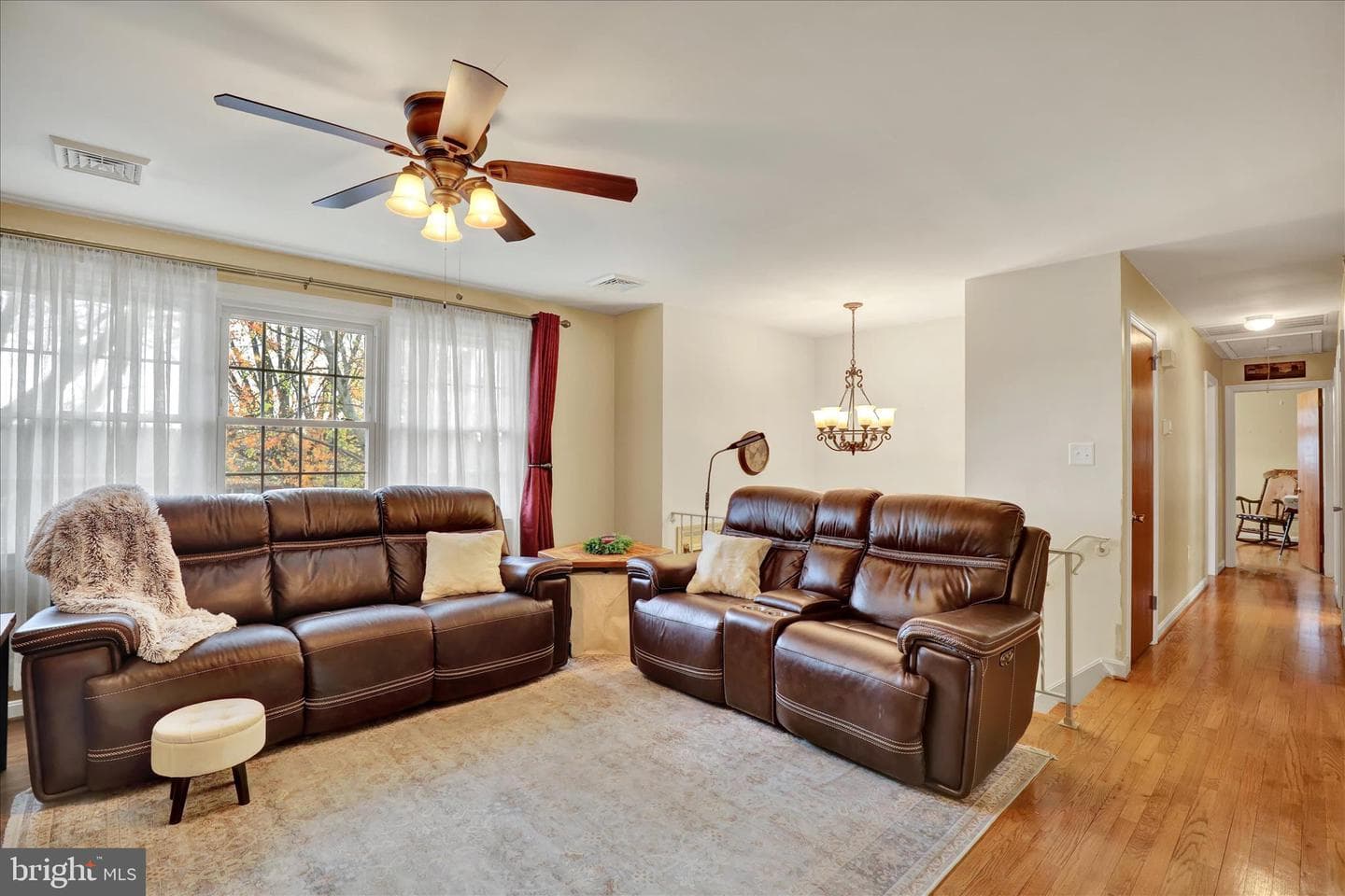 385 Valley View Drive photo 7