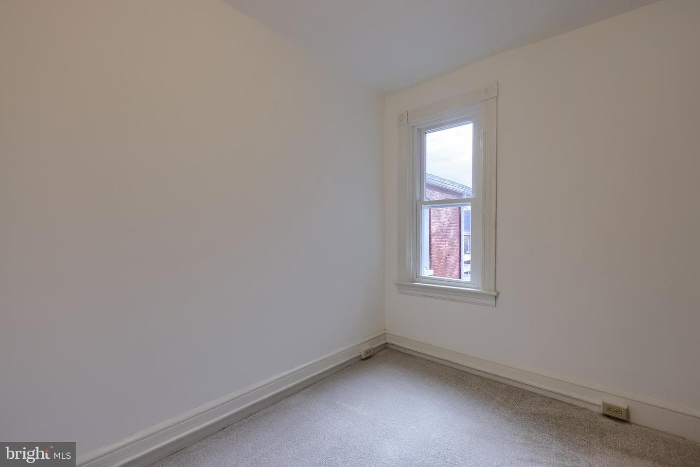 850 4th Street photo 23