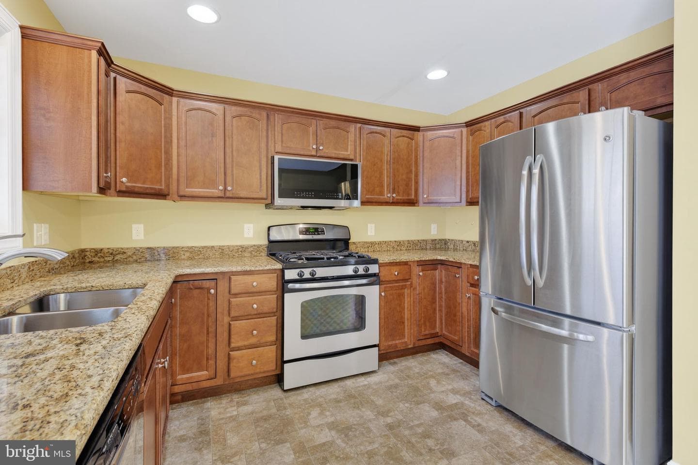 5315 Oak Leaf Drive photo 14