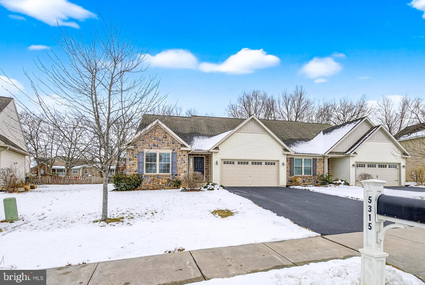 5315 Oak Leaf Drive photo 36